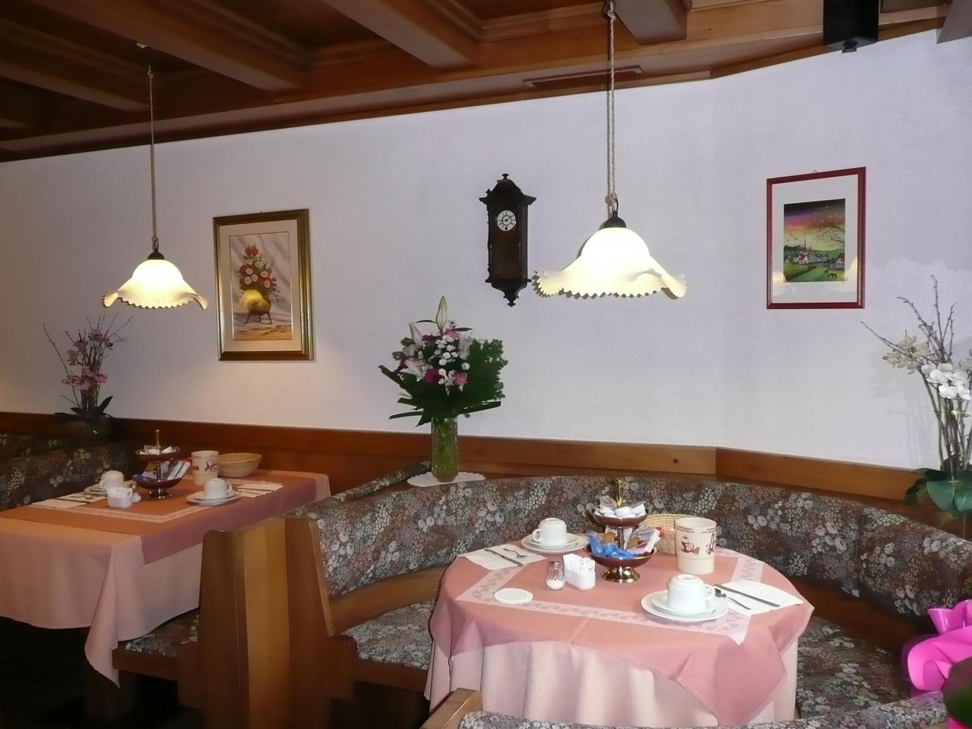 Hotel Garni Ai Serrai Рокка-Пьеторе Экстерьер фото