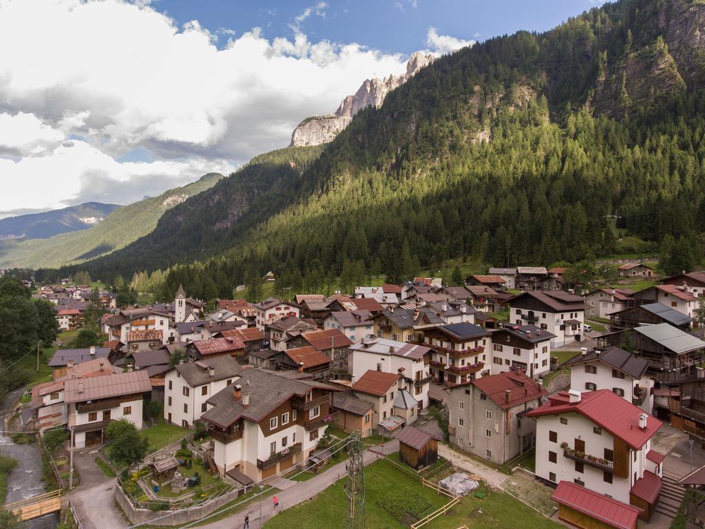 Hotel Garni Ai Serrai Рокка-Пьеторе Экстерьер фото