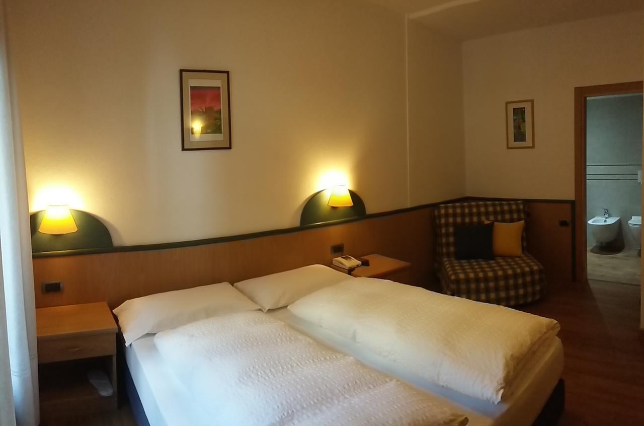 Hotel Garni Ai Serrai Рокка-Пьеторе Экстерьер фото